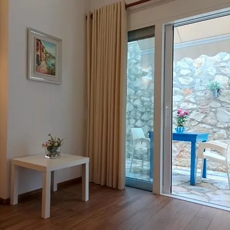 Sofia's Cozy Hotel 3*