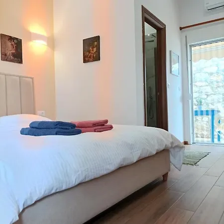 Sofia's Cozy 3*